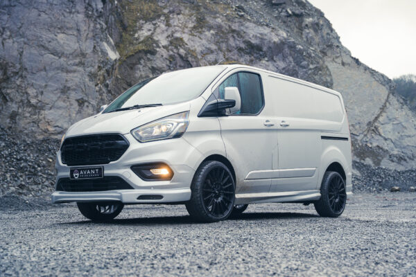 Ford Transit Custom & Milwaukee Toolkit + Over 500 Instants - Image 2