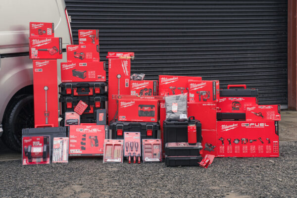 Ford Transit Custom & Milwaukee Toolkit + Over 500 Instants - Image 11